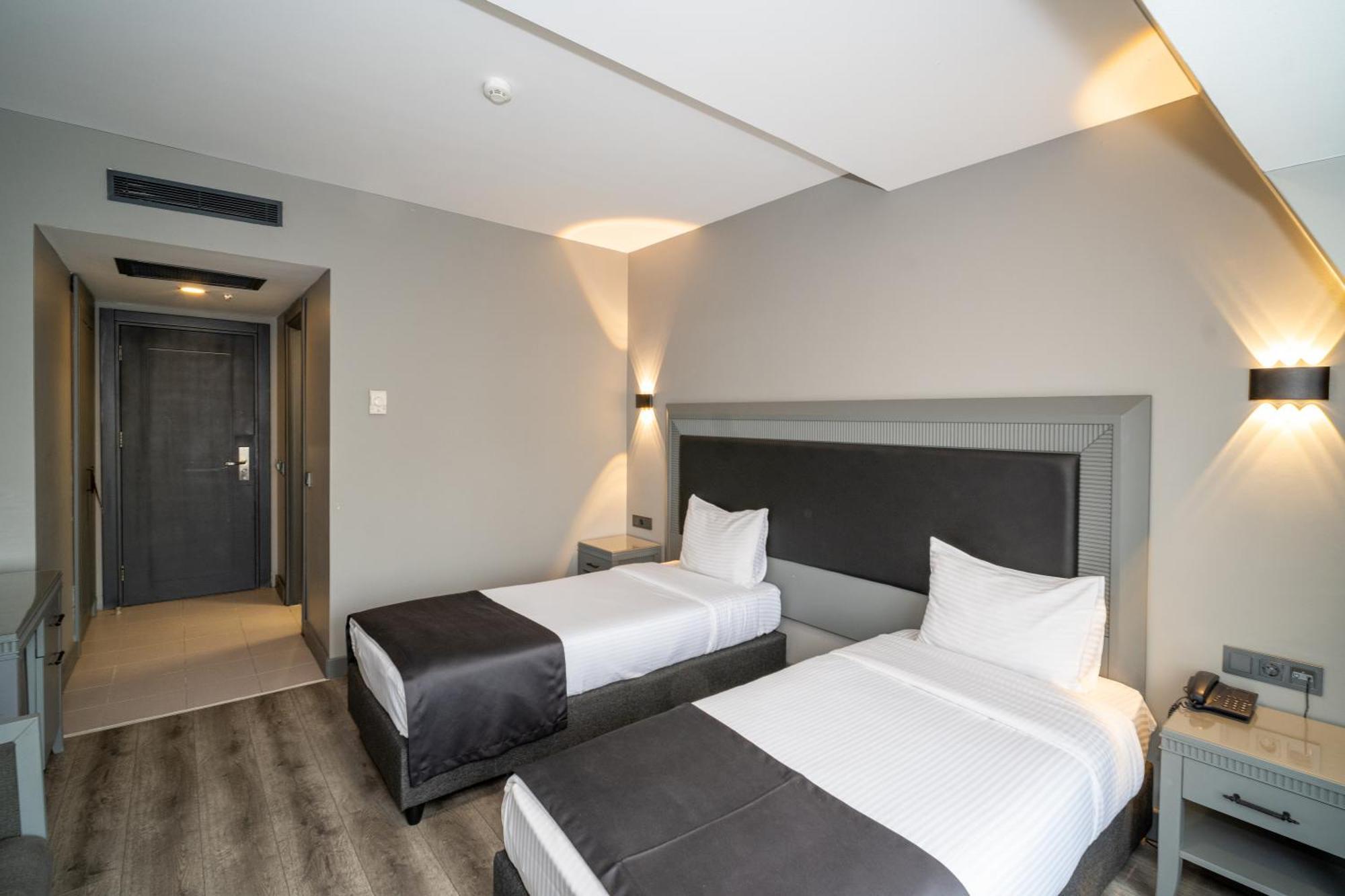Otel Grand S 4*